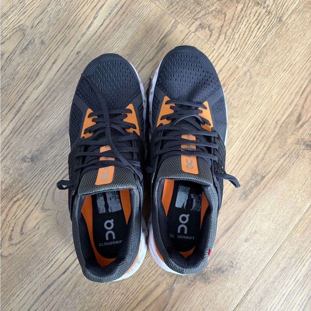 ON cloudswift running shoes grey size 9